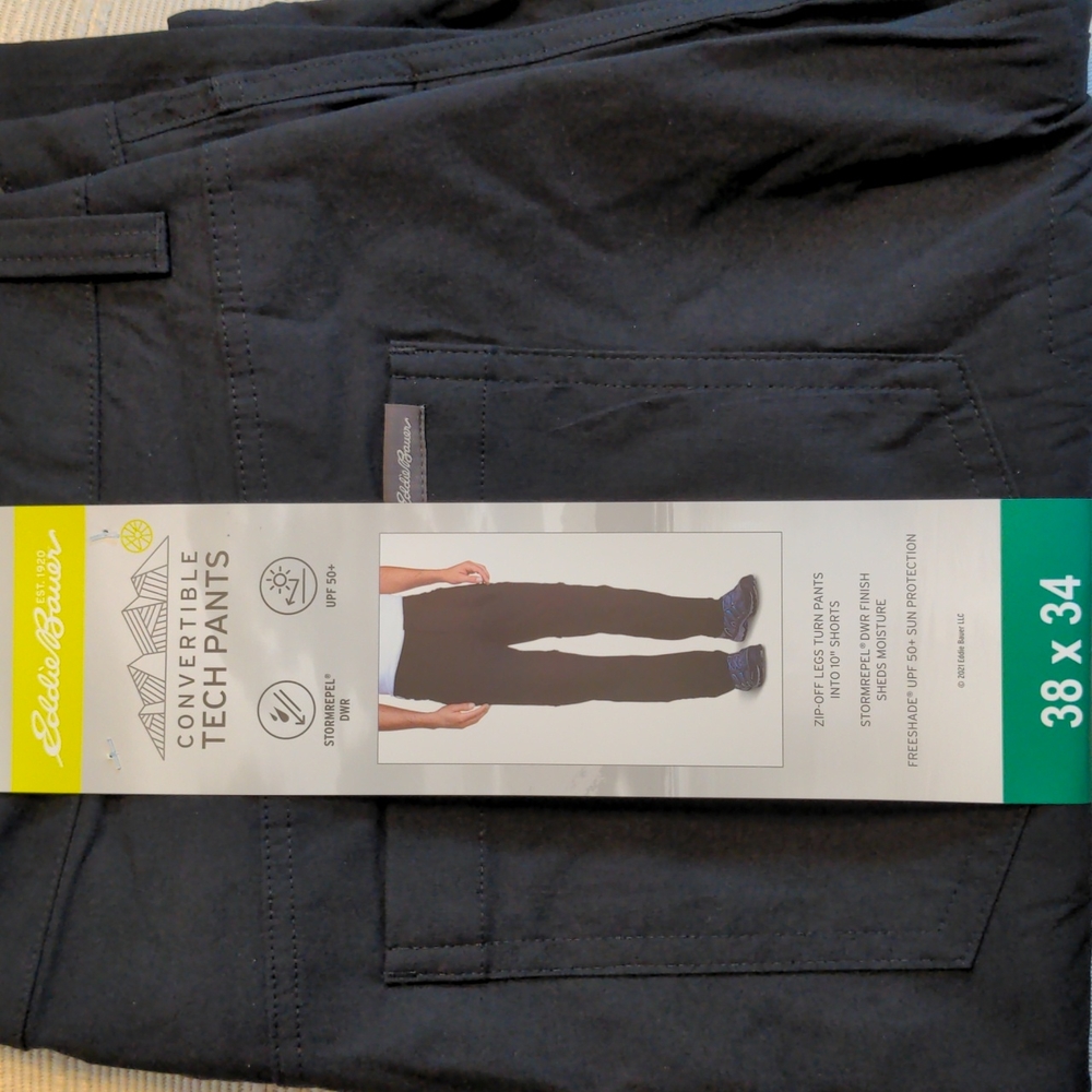 Eddie Bauer Convertible Pants to Shorts